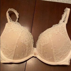 Victoria’s Secret push-up 32D